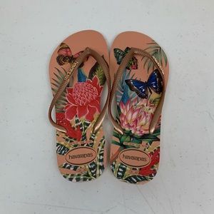 Havaianas Slim Floral Flip Flop